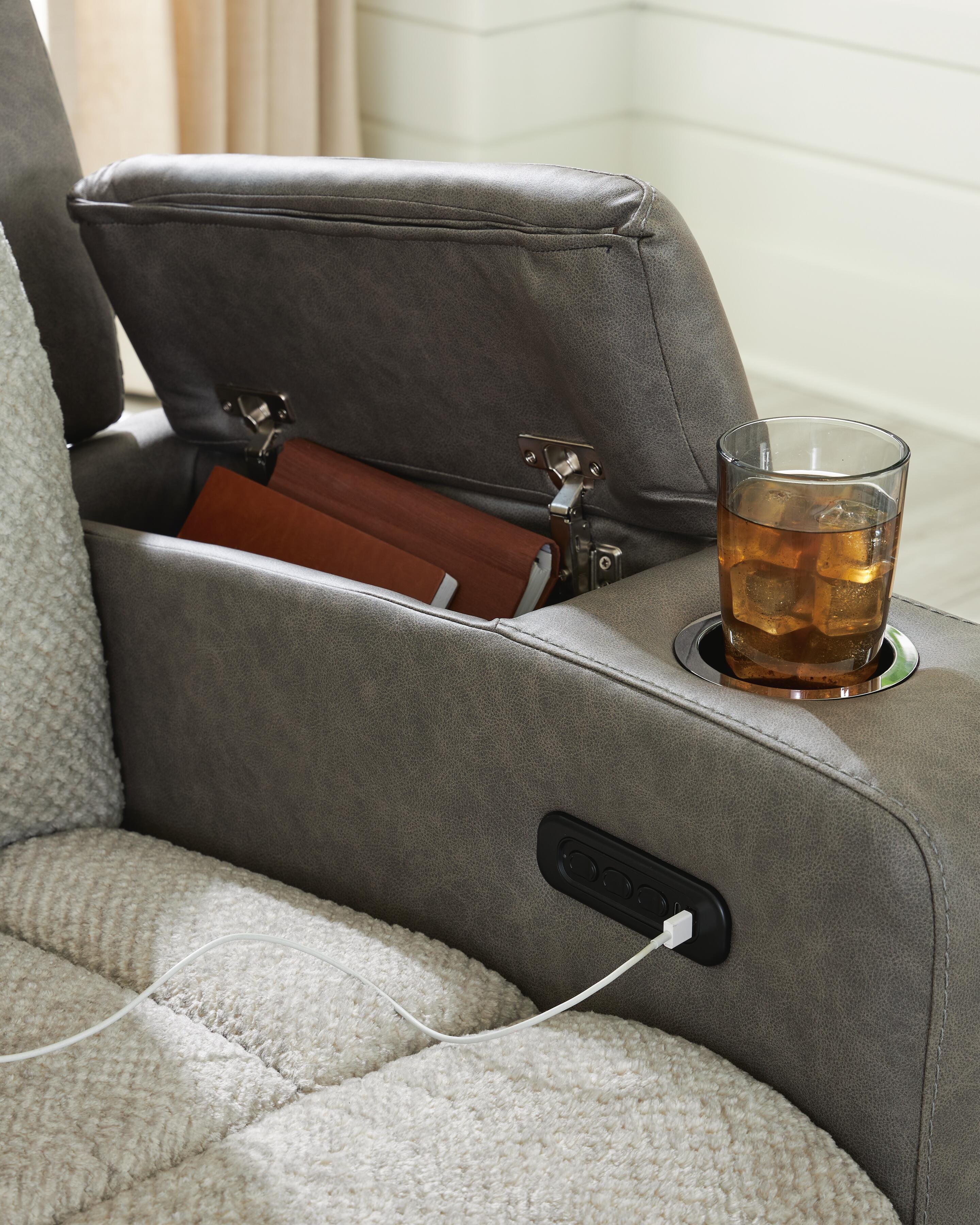WhipLash Power Recliner - Image 8