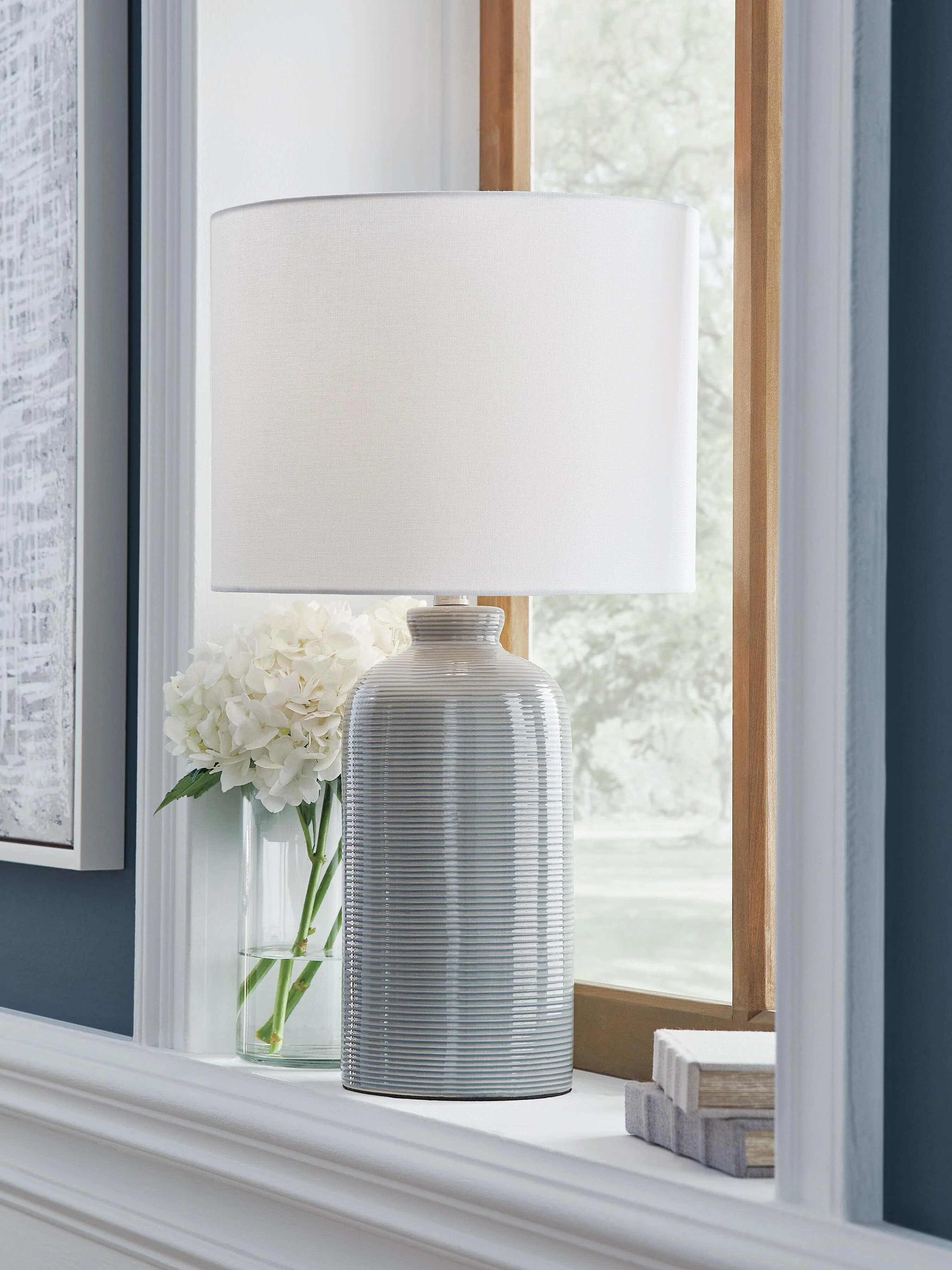 Wimlow Table Lamp - Image 2