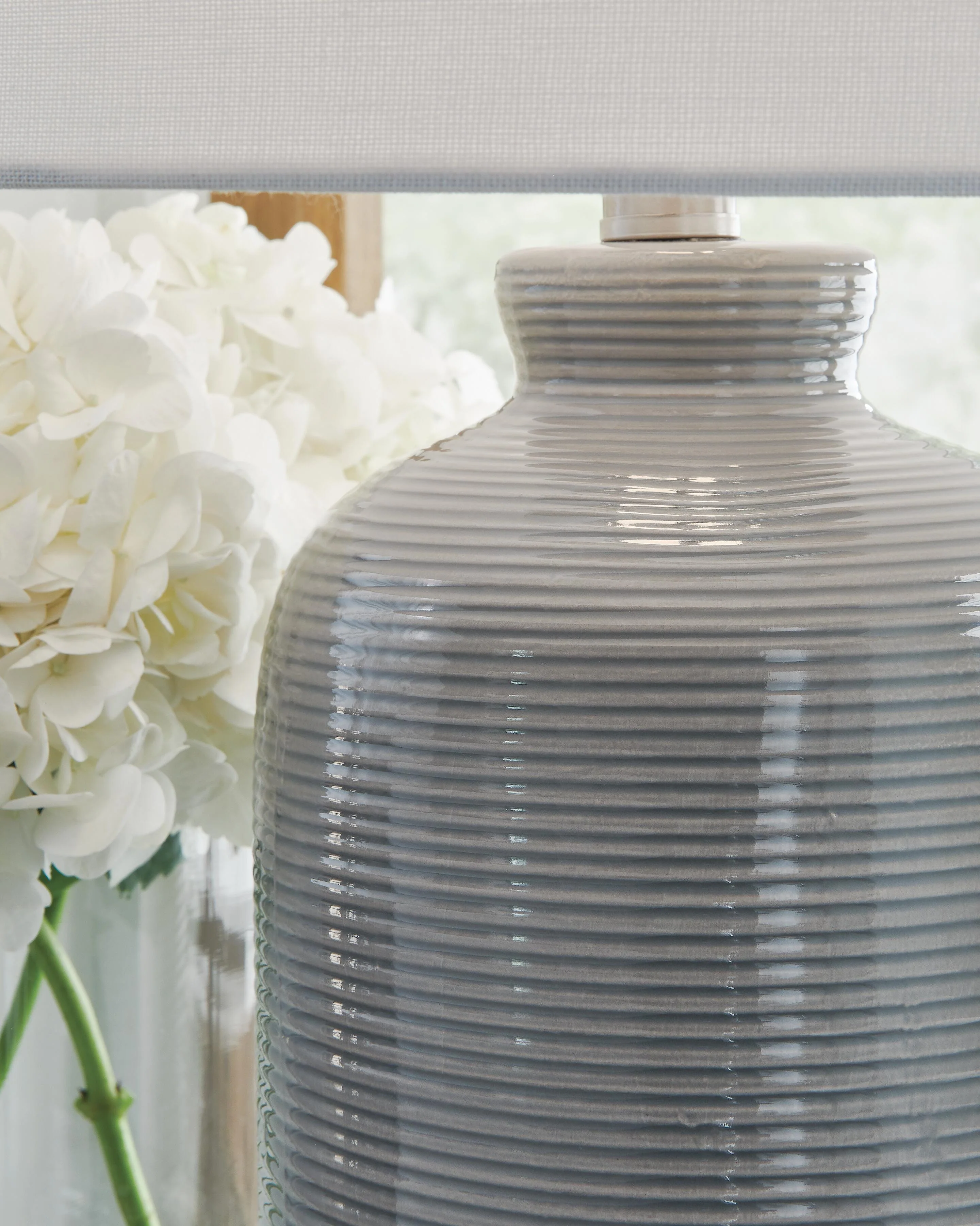 Wimlow Table Lamp - Image 5