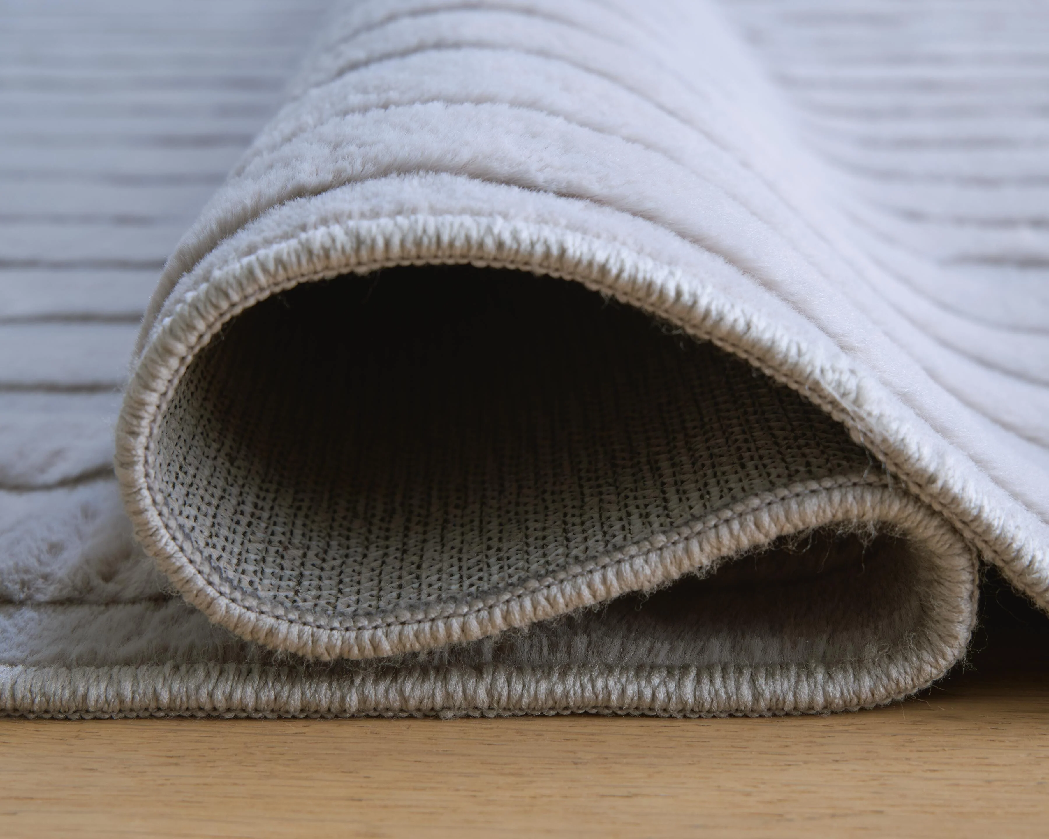 Worthley Washable Area Rug - Image 4