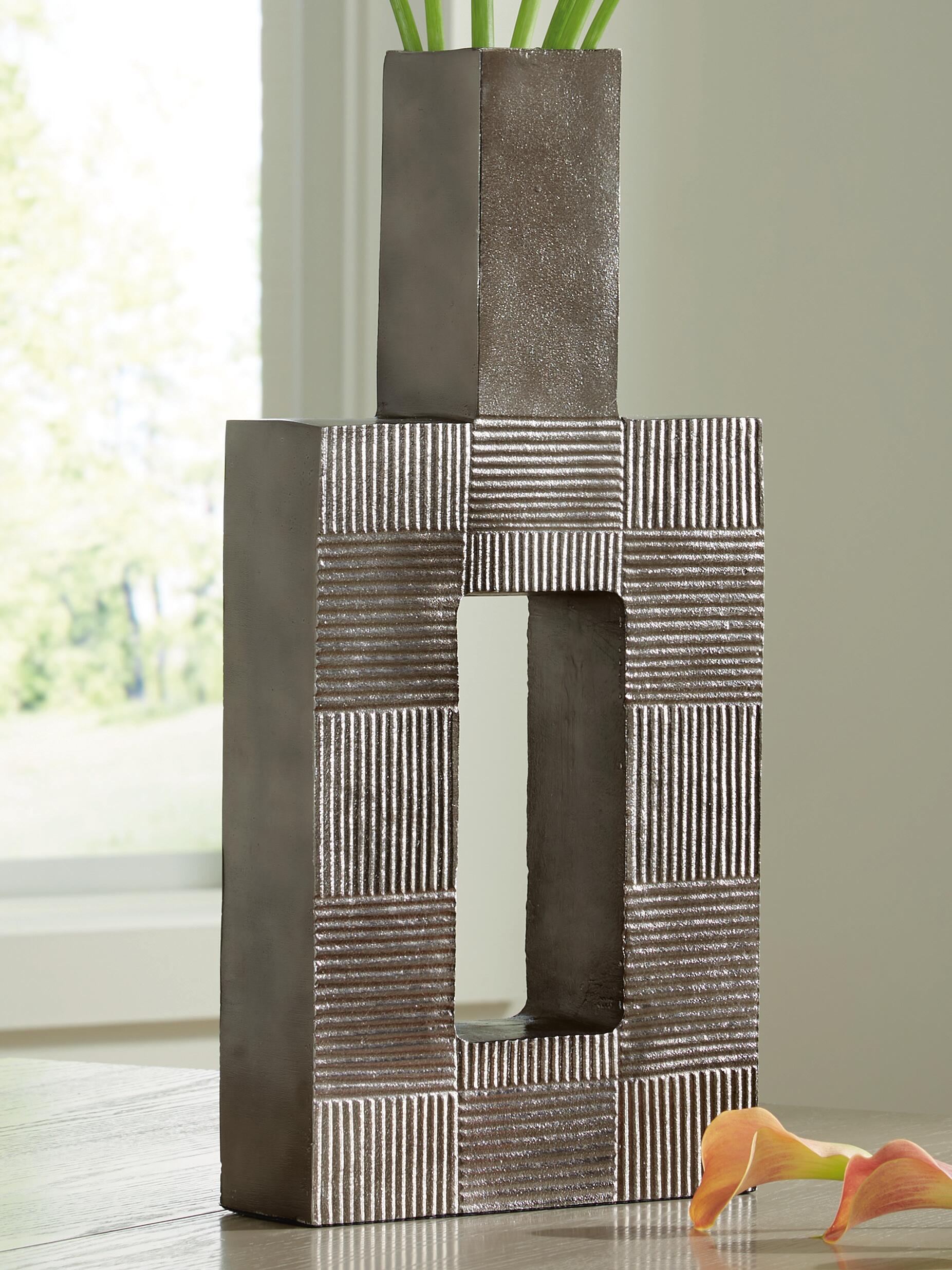 Wrengrove Vase - Image 7