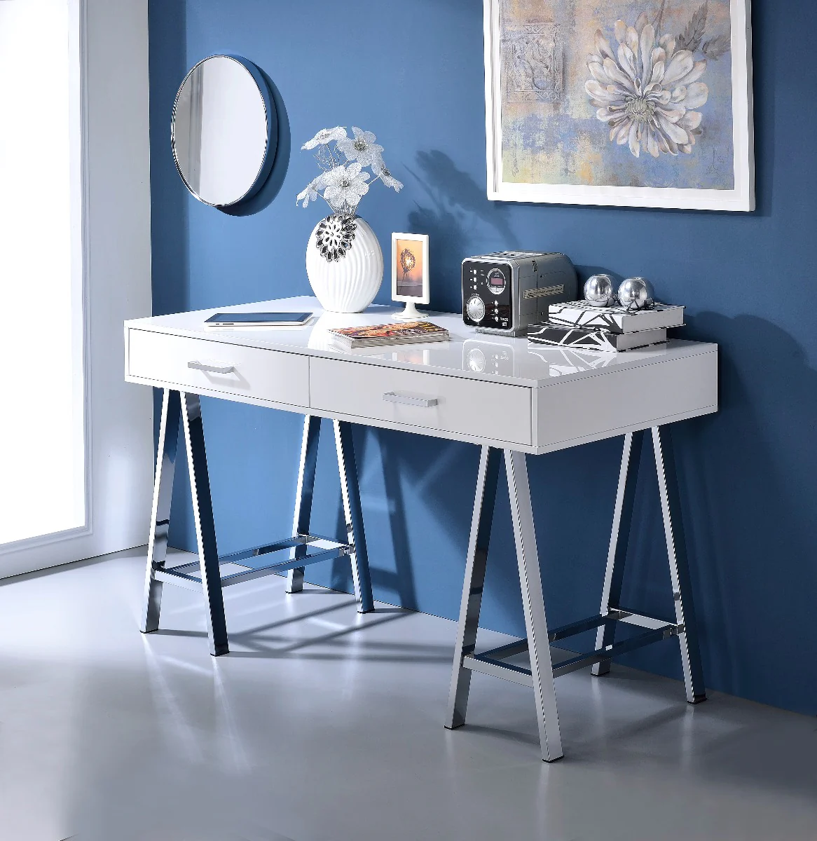 Writing Desk w/USB Port